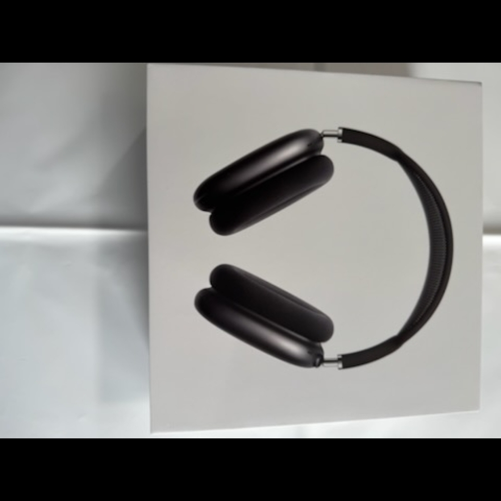 Apple AirPod Max - Over-Ear Headphones -Black